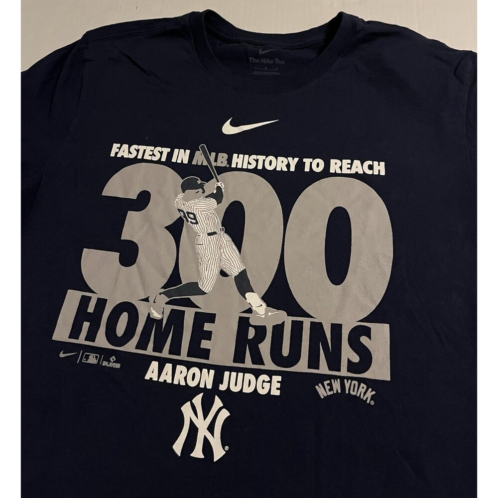 Nike New York Yankees Aaron Judge 300 Homeruns MLB T-Shirt LARGE Baseball Blue